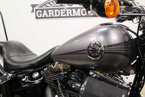 Harley-Davidson Breakout 15 of 15