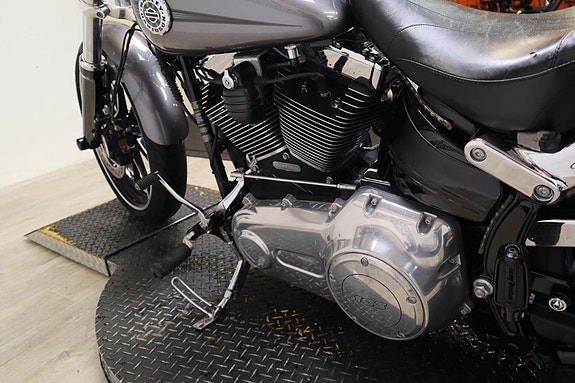 Harley-Davidson Breakout 4 of 15
