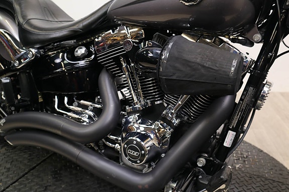 Harley-Davidson Breakout 14 of 15