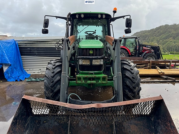 John Deere 6320 m/ frontlaster. 9 of 30