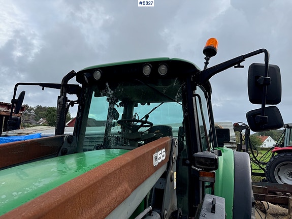 John Deere 6320 m/ frontlaster. 11 of 30