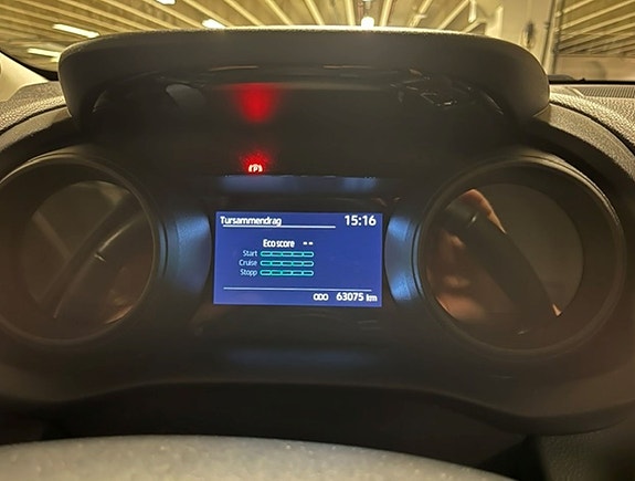 Toyota Yaris 13 of 20