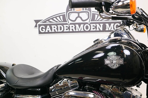 Harley-Davidson Dyna Wide Glide 6 of 12