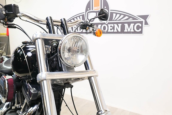 Harley-Davidson Dyna Wide Glide 12 of 12