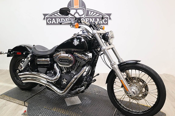 Harley-Davidson Dyna Wide Glide 2 of 12