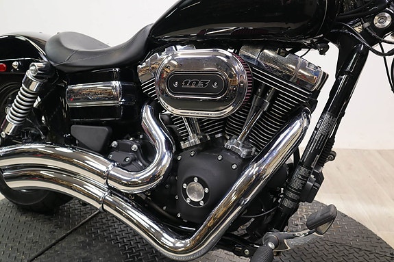 Harley-Davidson Dyna Wide Glide 4 of 12