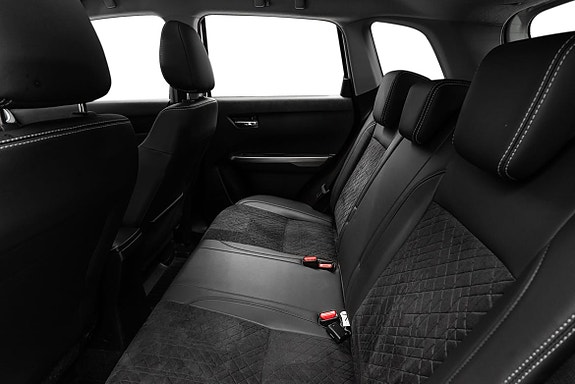 Suzuki Vitara 13 of 26
