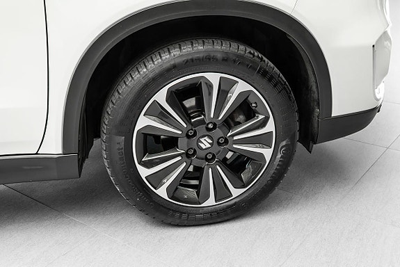 Suzuki Vitara 9 of 26