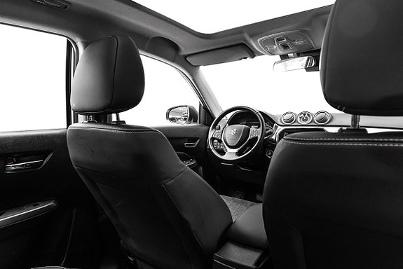 Suzuki Vitara 24 of 26