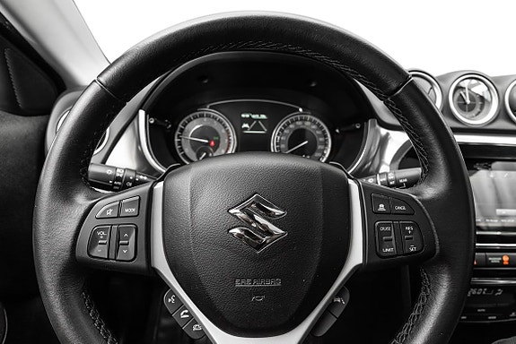 Suzuki Vitara 16 of 26