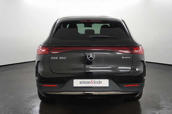Mercedes-Benz EQE SUV 8 of 26