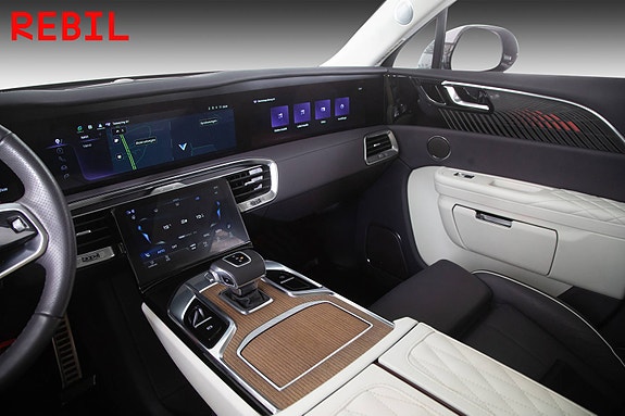 Hongqi E-HS9 18 of 30
