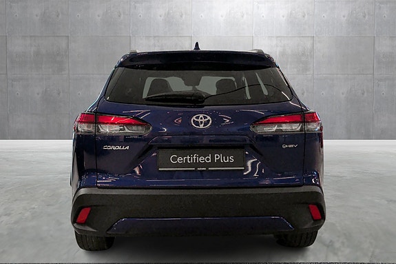 Toyota Corolla Cross 4 of 21