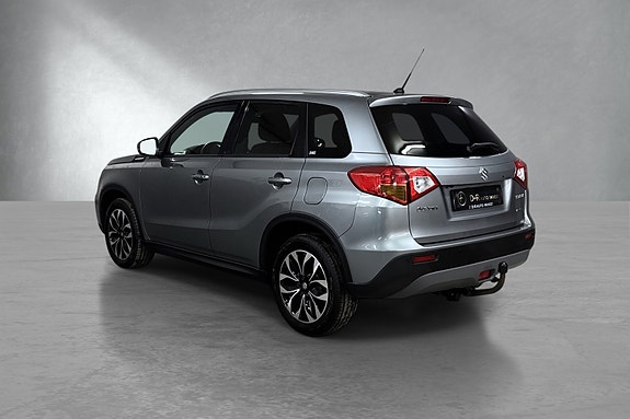 Suzuki Vitara 5 of 28