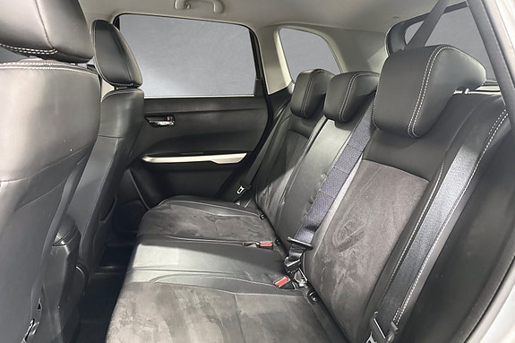 Suzuki Vitara 24 of 28