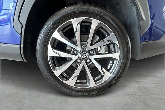 Toyota Corolla Cross 19 of 19