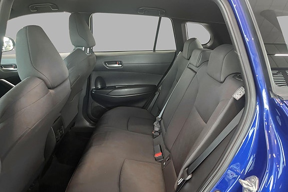 Toyota Corolla Cross 16 of 19