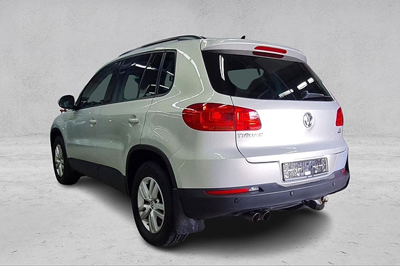 Volkswagen Tiguan 4 of 6