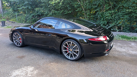 Porsche 911 Carrera S 9 of 30