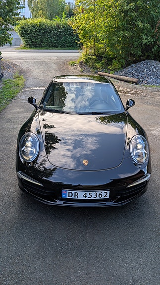Porsche 911 Carrera S 28 of 30