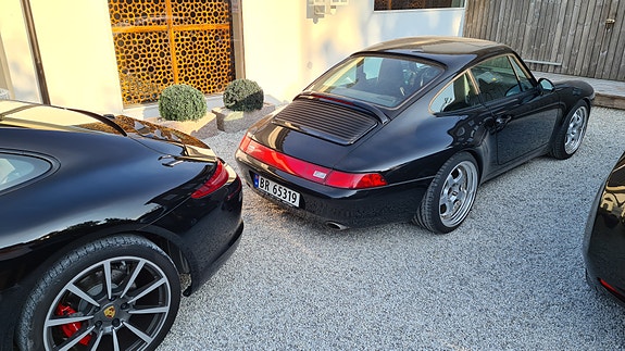 Porsche 911 Carrera S 4 of 30