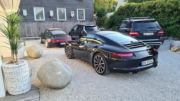 Porsche 911 Carrera S 3 of 30