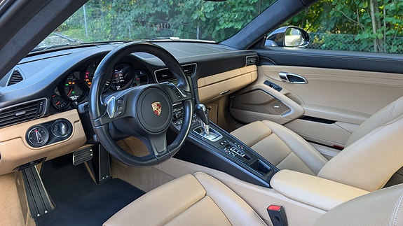 Porsche 911 Carrera S 27 of 30