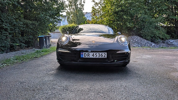 Porsche 911 Carrera S 29 of 30
