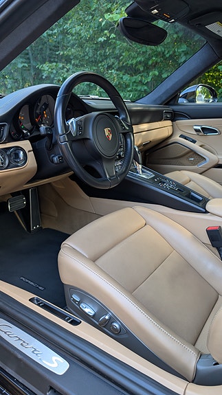 Porsche 911 Carrera S 20 of 30