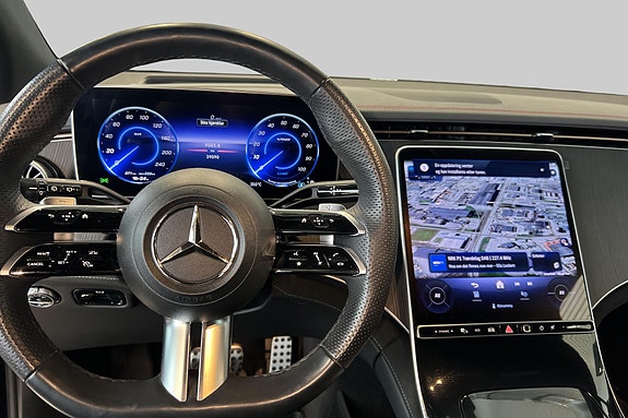 Mercedes-Benz EQE SUV 13 of 25