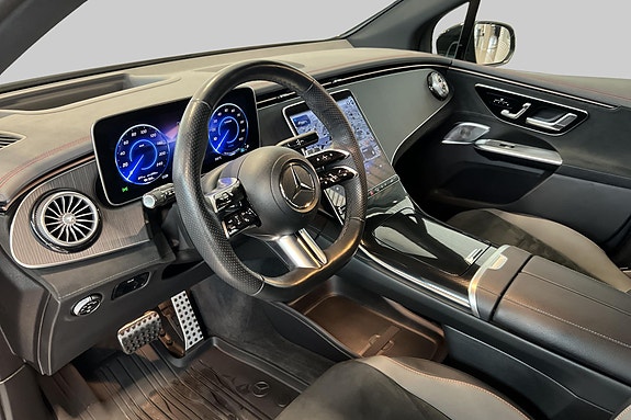 Mercedes-Benz EQE SUV 12 of 25