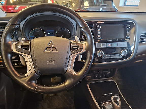 Mitsubishi Outlander 23 of 27