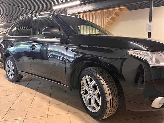 Mitsubishi Outlander 5 of 30