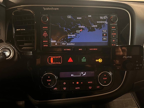 Mitsubishi Outlander 16 of 30