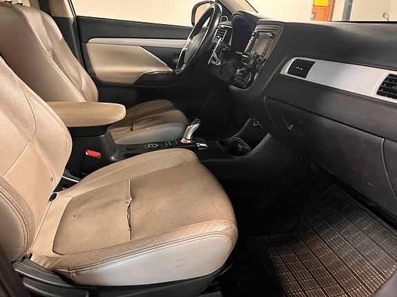 Mitsubishi Outlander 11 of 30