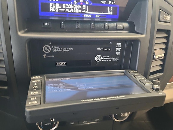 Mitsubishi Pajero 18 of 20