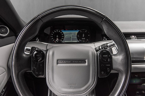 Land Rover Range Rover Evoque 22 of 30