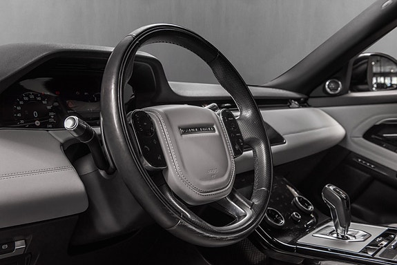 Land Rover Range Rover Evoque 14 of 30