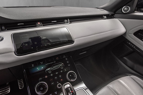 Land Rover Range Rover Evoque 15 of 30