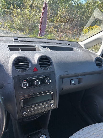 Volkswagen Caddy 8 of 13