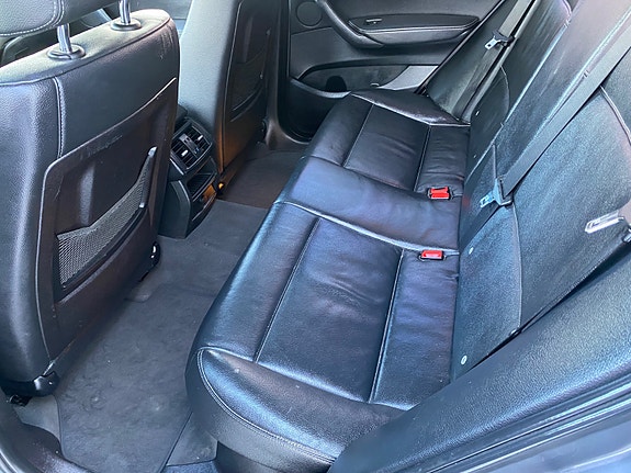 BMW X3 27 of 30