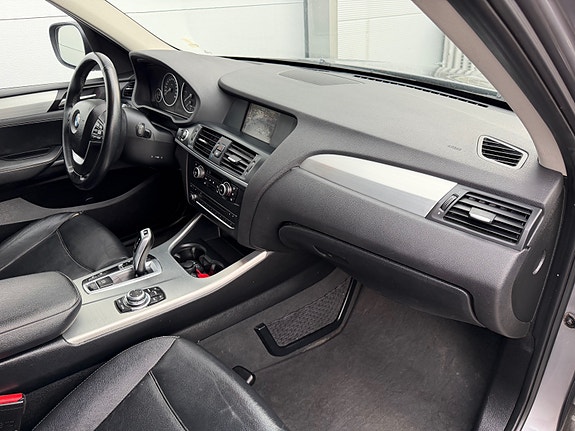 BMW X3 26 of 30