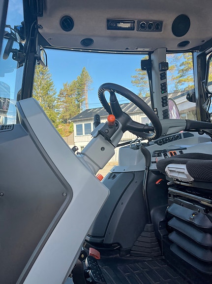Valtra A94 m/bunn og buk og kjetting 2018, kr 549 000,-