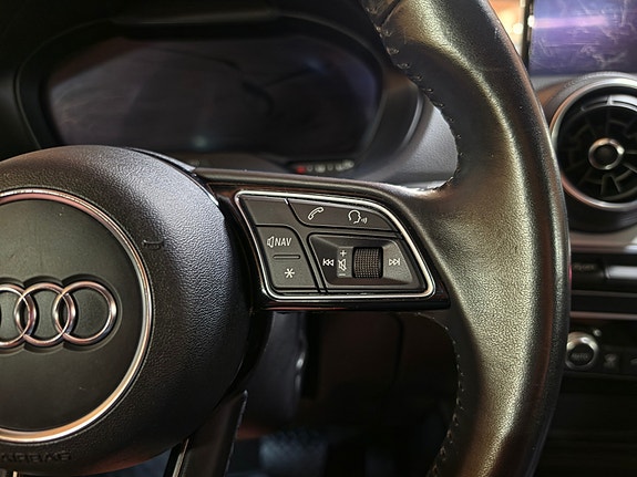 Audi Q2 27 of 30