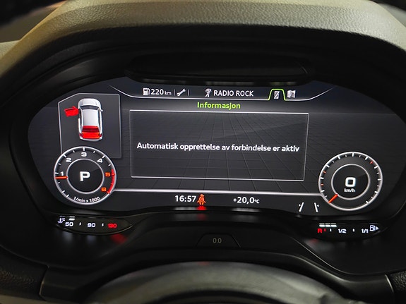 Audi Q2 25 of 30