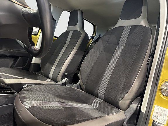 Volkswagen UP! 7 of 13