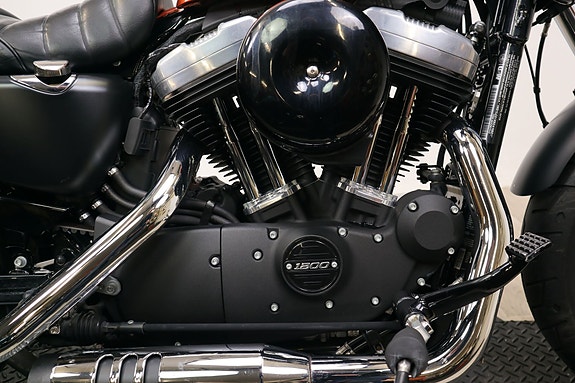 Harley-Davidson Sportster Forty-Eight Special 3 of 15