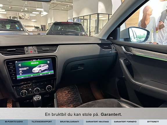 Skoda Octavia Scout 8 of 15
