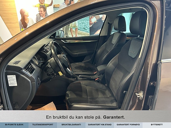 Skoda Octavia Scout 10 of 15