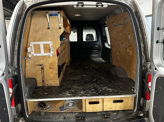 Volkswagen Caddy Maxi 8 of 25